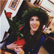 Plurilaureata con il massimo dei voti in materie umanistiche offre lezioni di latino e italiano